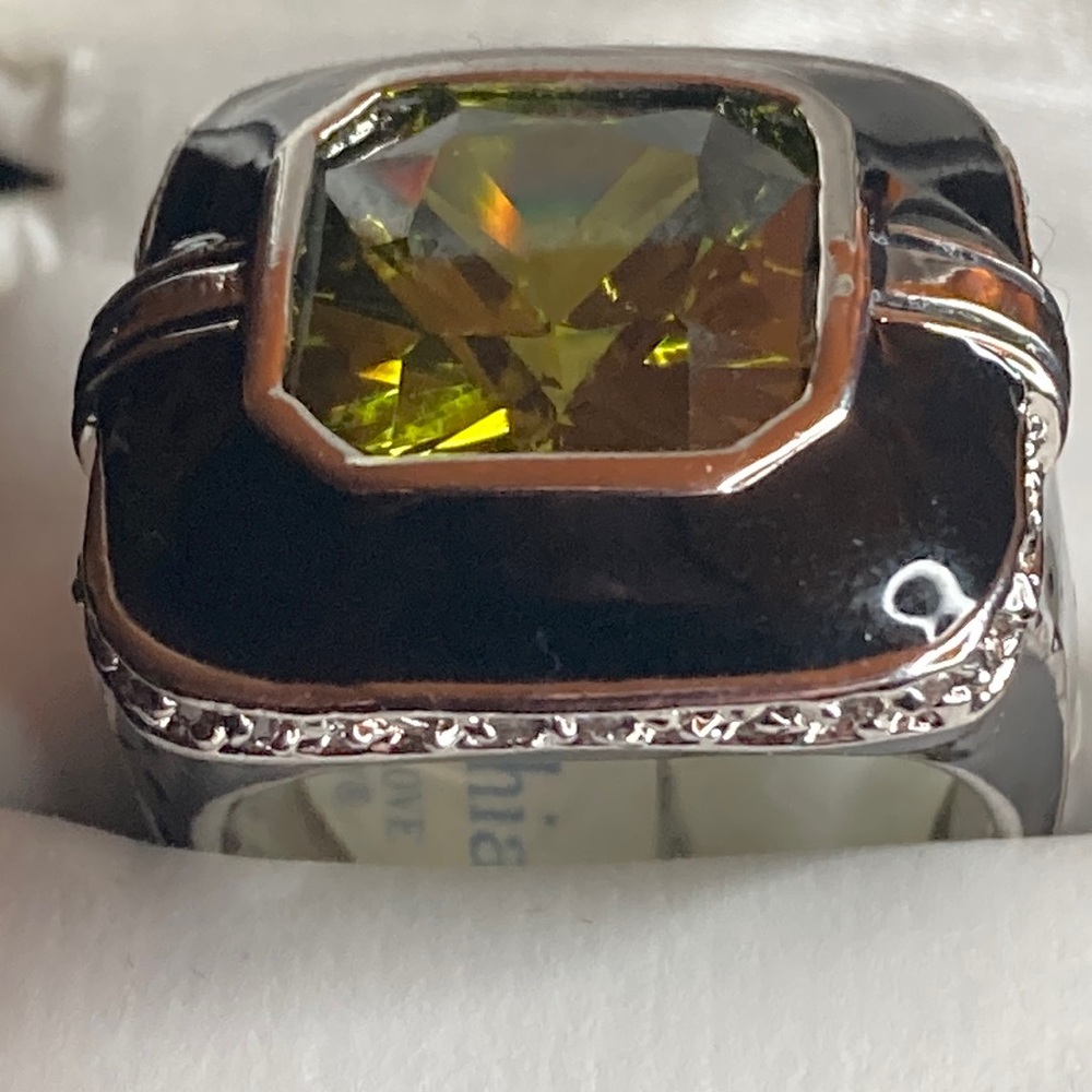 Lia Sophia size 9 green stone and CZ